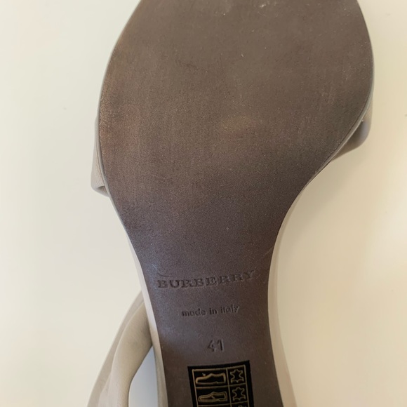 New Burberry Block High Heel Sandals Trench US 9.5 size 41, Heel 3.5 " - Picture 4 of 10